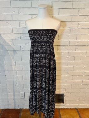 dresses for hawaii vacation Hawaii Tiki Masks And Florals Maxi Dress Spaghetti Strap Sleeveless  Sundresses V Neck Beach Vacation Dresses S at Amazon Women's Clothing store